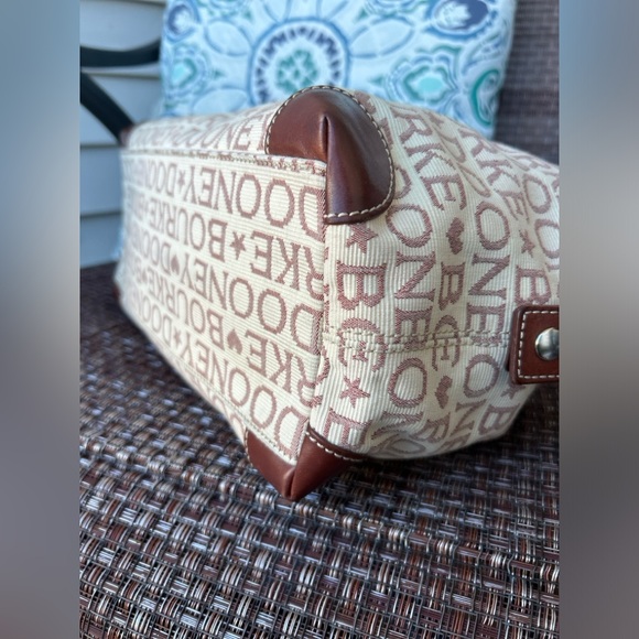 Dooney and Bourke Jacquard Boston bag EUC - Picture 7 of 14